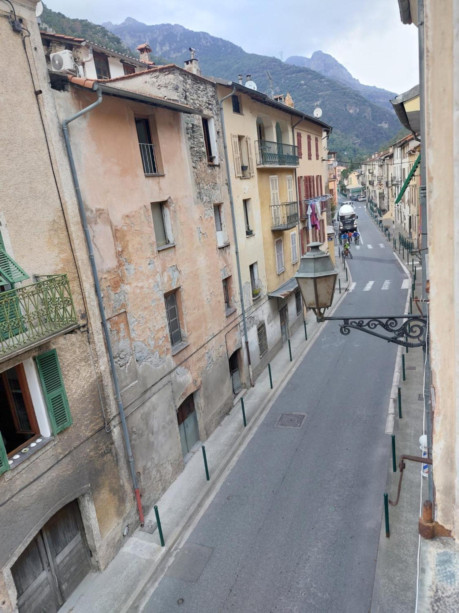 Studio meublé au pied du Mercantour Fontan Esterno foto